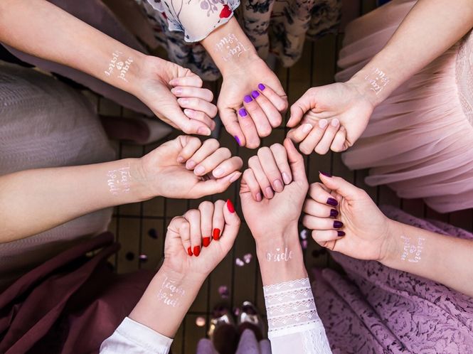Hovedbilde Midlertidige Tatoveringer Team Bride Rosegull