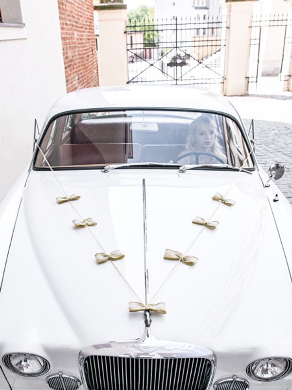 Bilpynt - Bryllup, Jutesløyfer med blonder