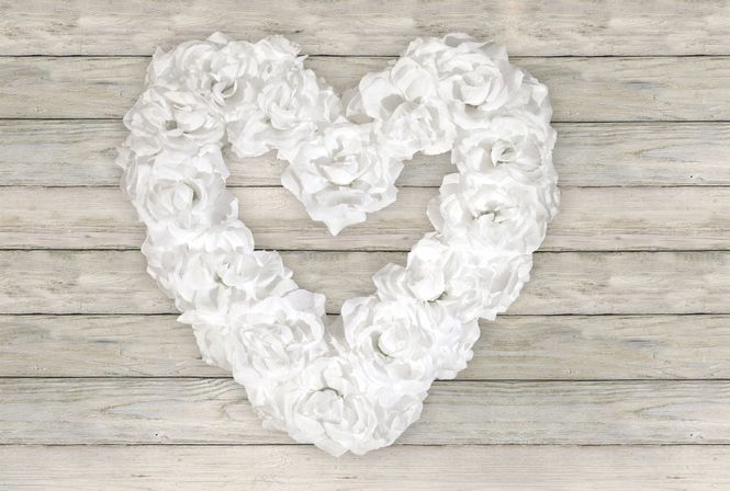 Hovedbilde Blomsterhjerte Hvitt 40 cm